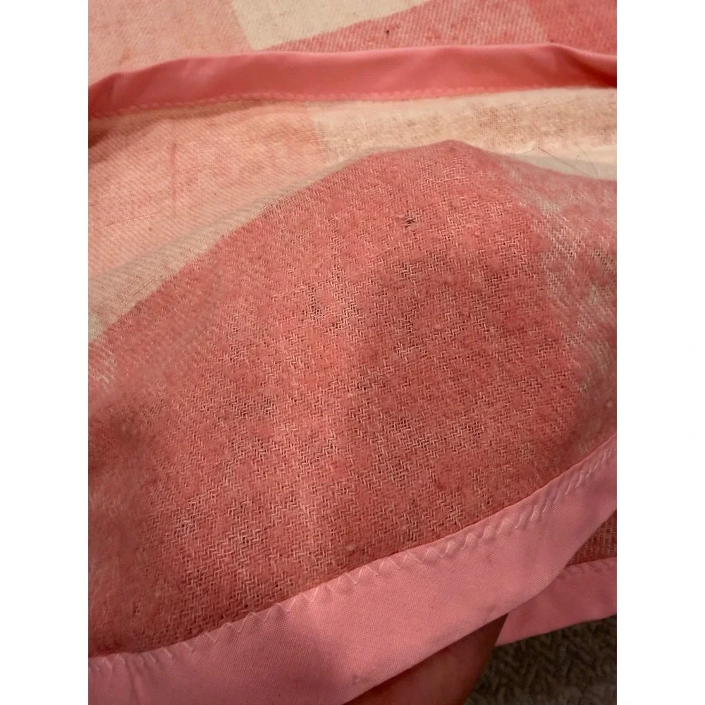 Vintage Camp Blanket Unisex OS Pink Buffalo Check Wool Satin Trim Cabin Core